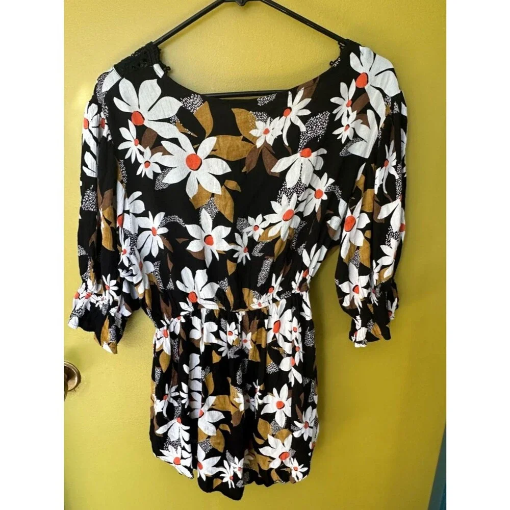 Angie Black Floral Tunic with White & Mustard Flowers - Picture 3 of 3
